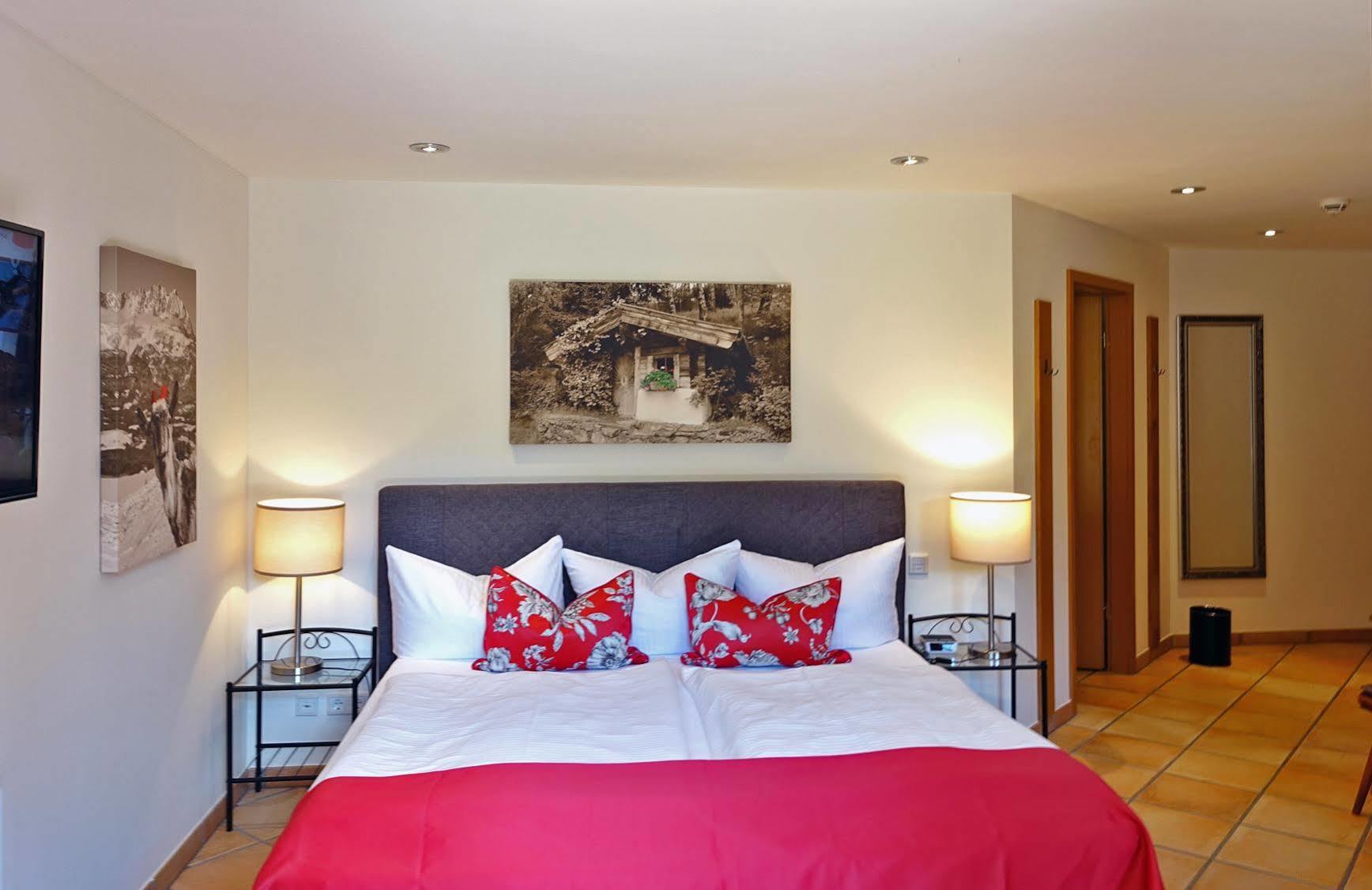 Seehotel Waltershof Rottach-Egern Exterior photo